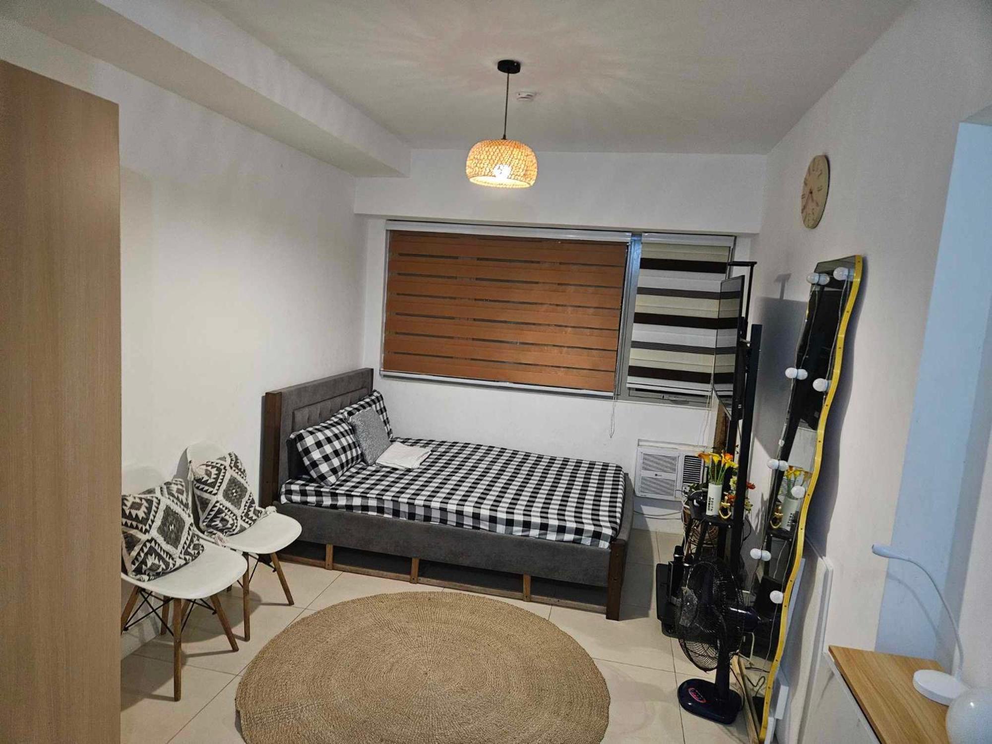 The Residences At Commonwealth By Century Properties Quezon City Εξωτερικό φωτογραφία
